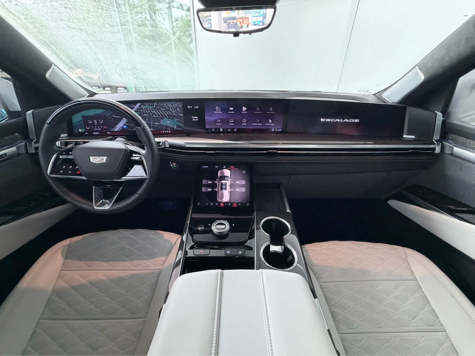 Used 2025 Crystal White Tricoat Cadillac Escalade-V image 28