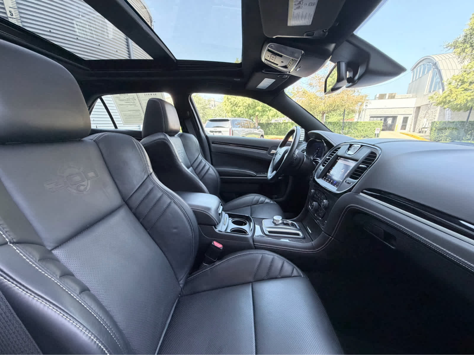Used 2023 Gloss Black Chrysler 300C image 17