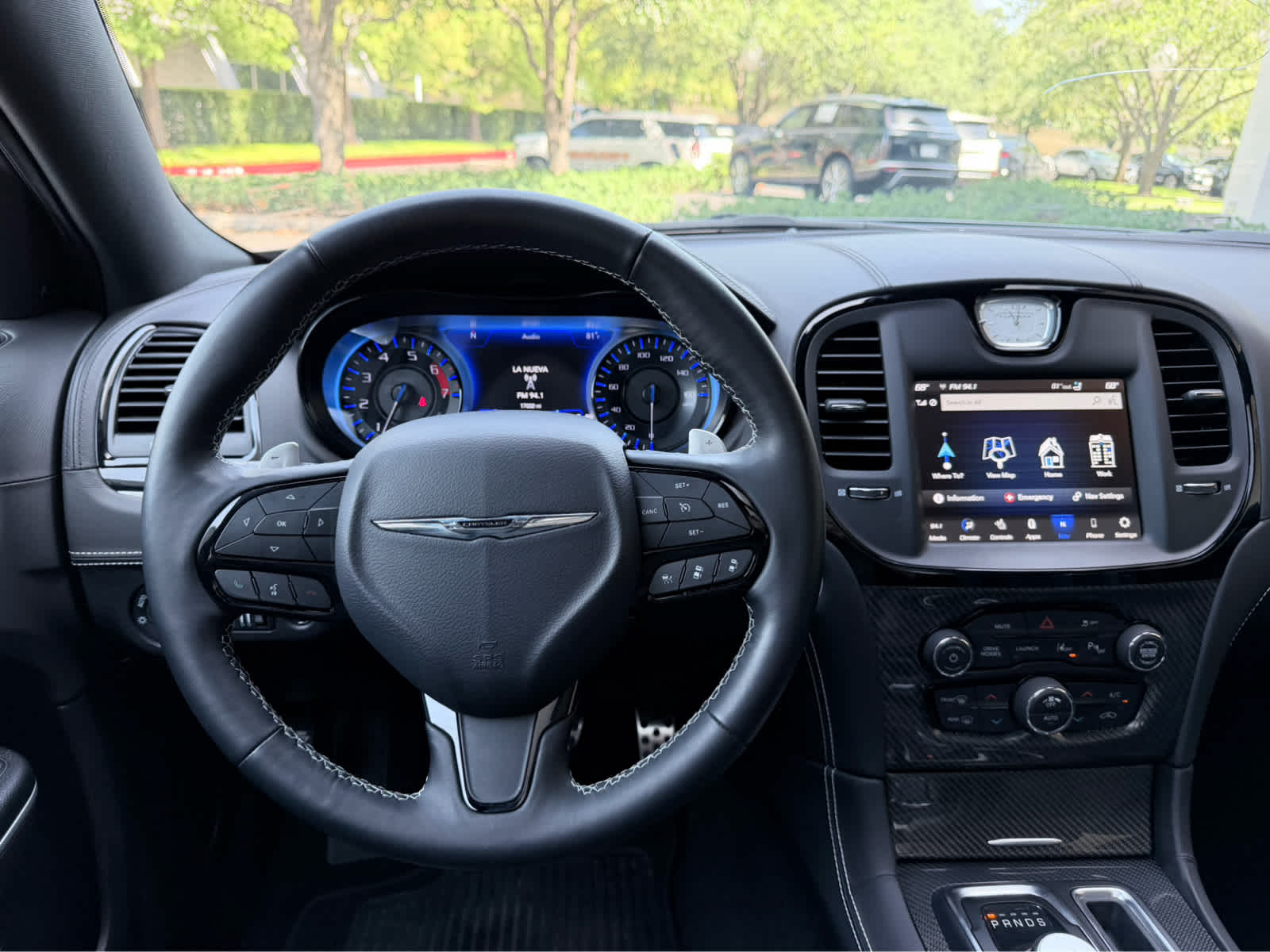 Used 2023 Gloss Black Chrysler 300C image 27