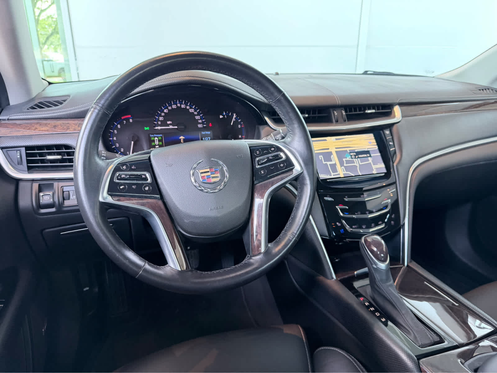 Used 2014 Radiant Silver Metallic Cadillac Luxury image 12