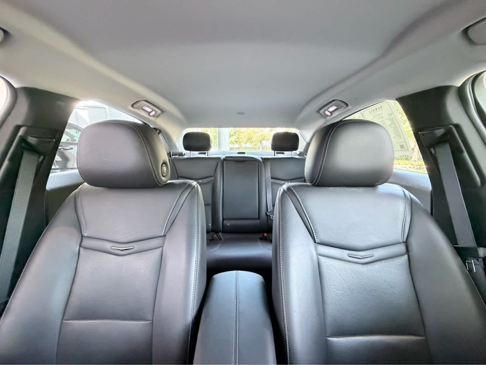 Used 2014 Radiant Silver Metallic Cadillac Luxury image 15