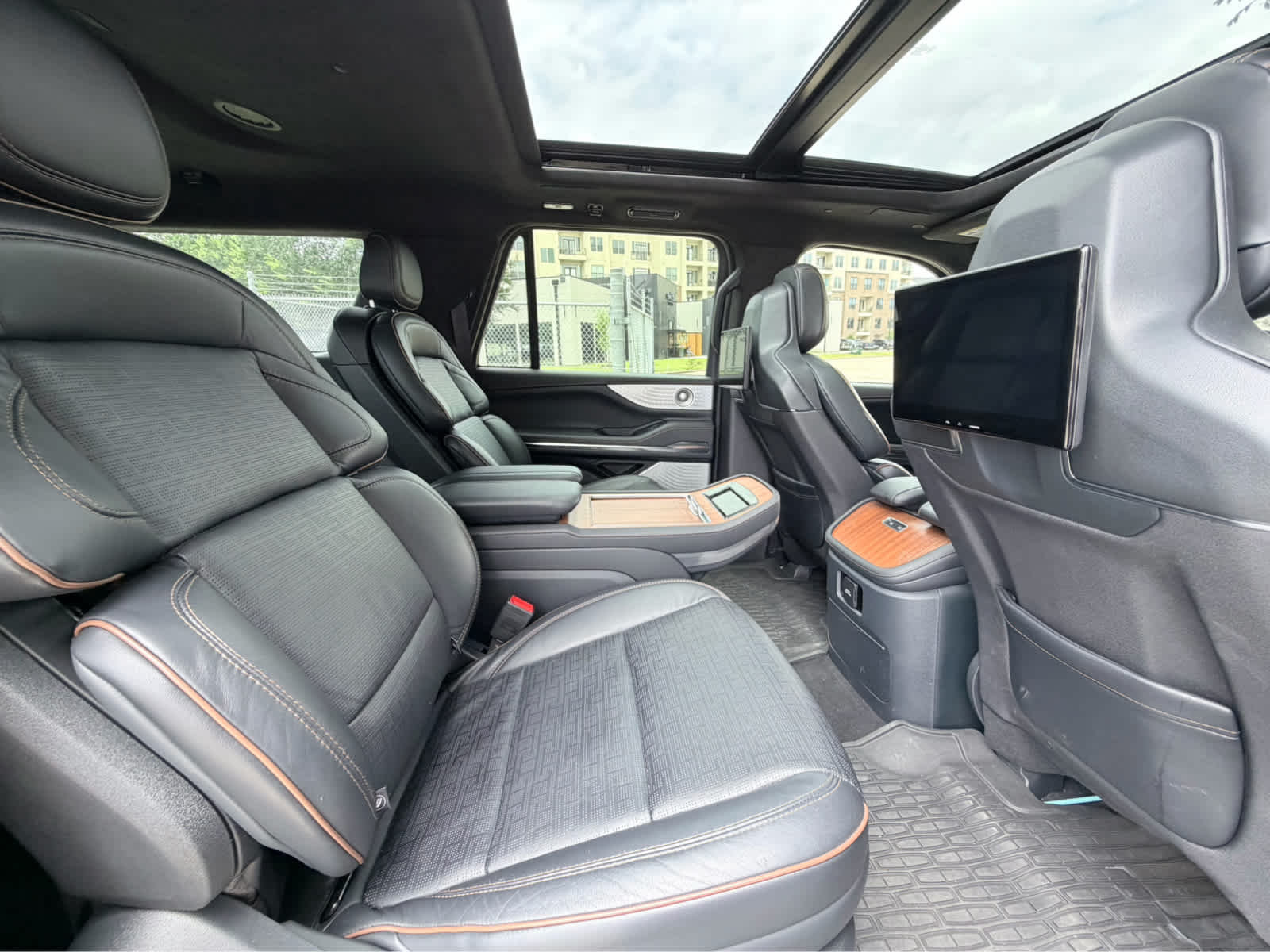 car-gallery-32