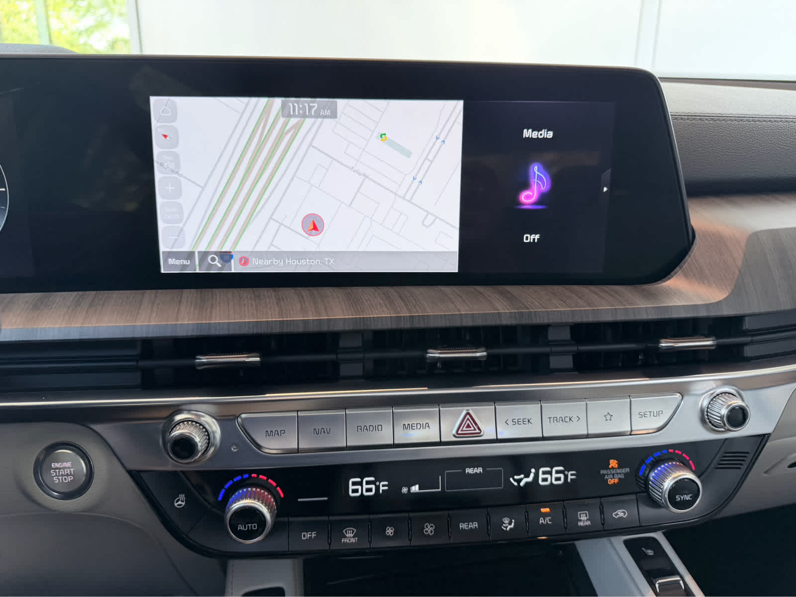 Used 2023 Glacial White Pearl Kia SX Prestige image 18