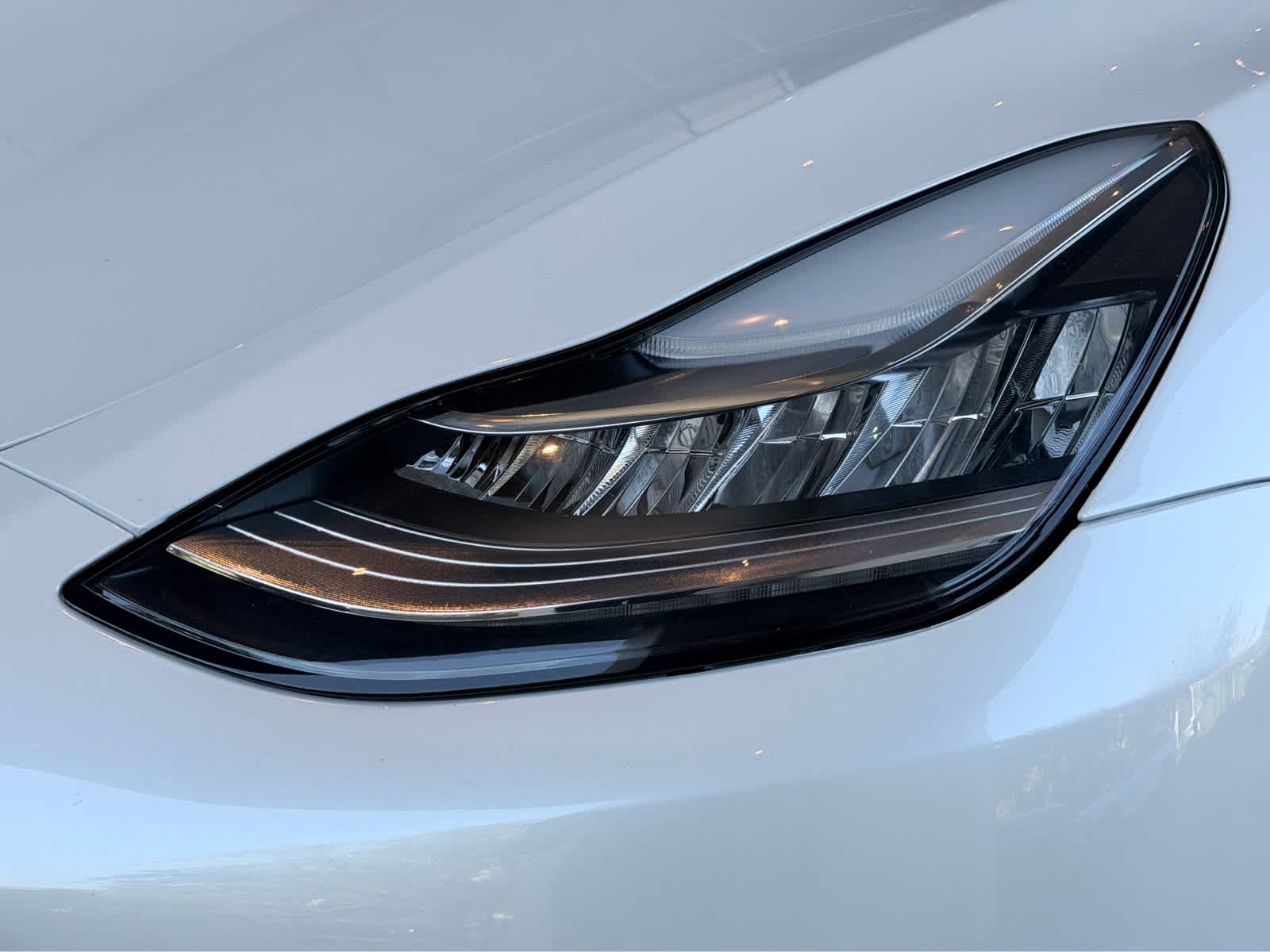 Used 2020 Pearl White Multi-Coat Tesla Long Range image 8