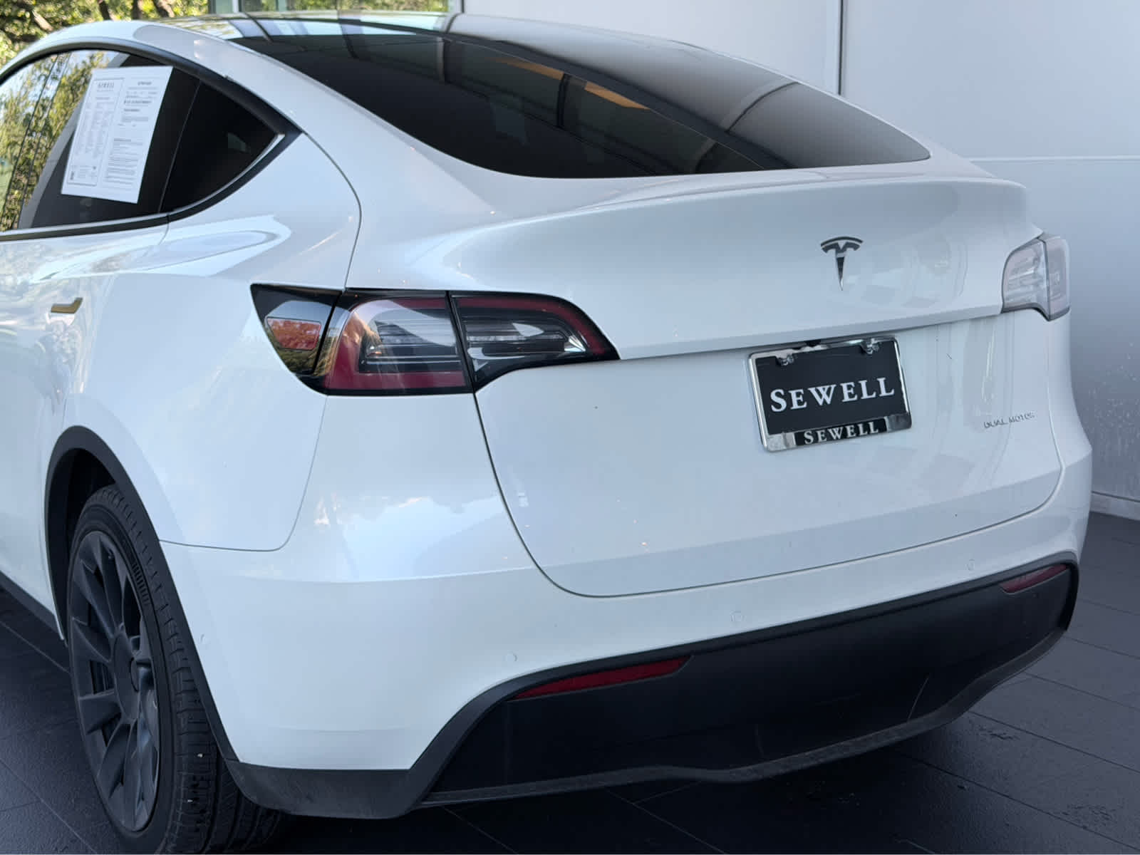 Used 2020 Pearl White Multi-Coat Tesla Long Range image 9