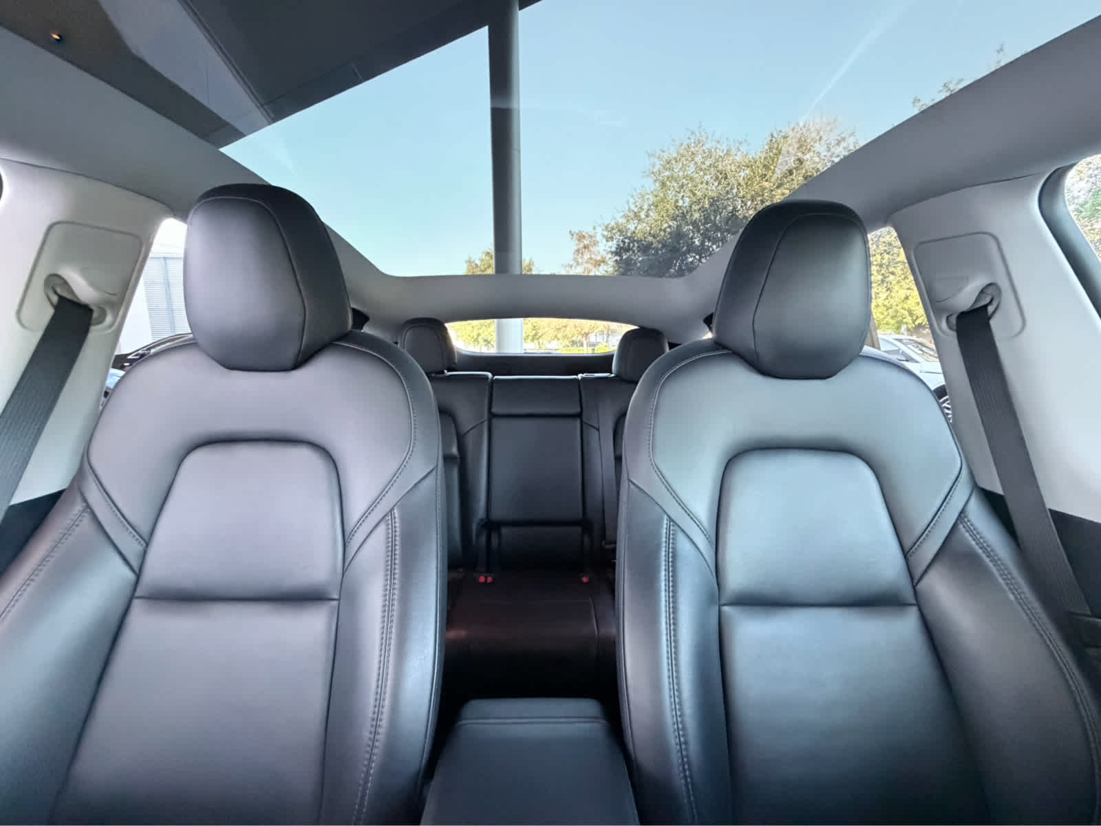 Used 2020 Pearl White Multi-Coat Tesla Long Range image 13