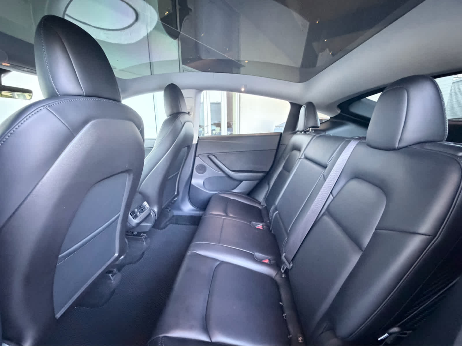 Used 2020 Pearl White Multi-Coat Tesla Long Range image 23
