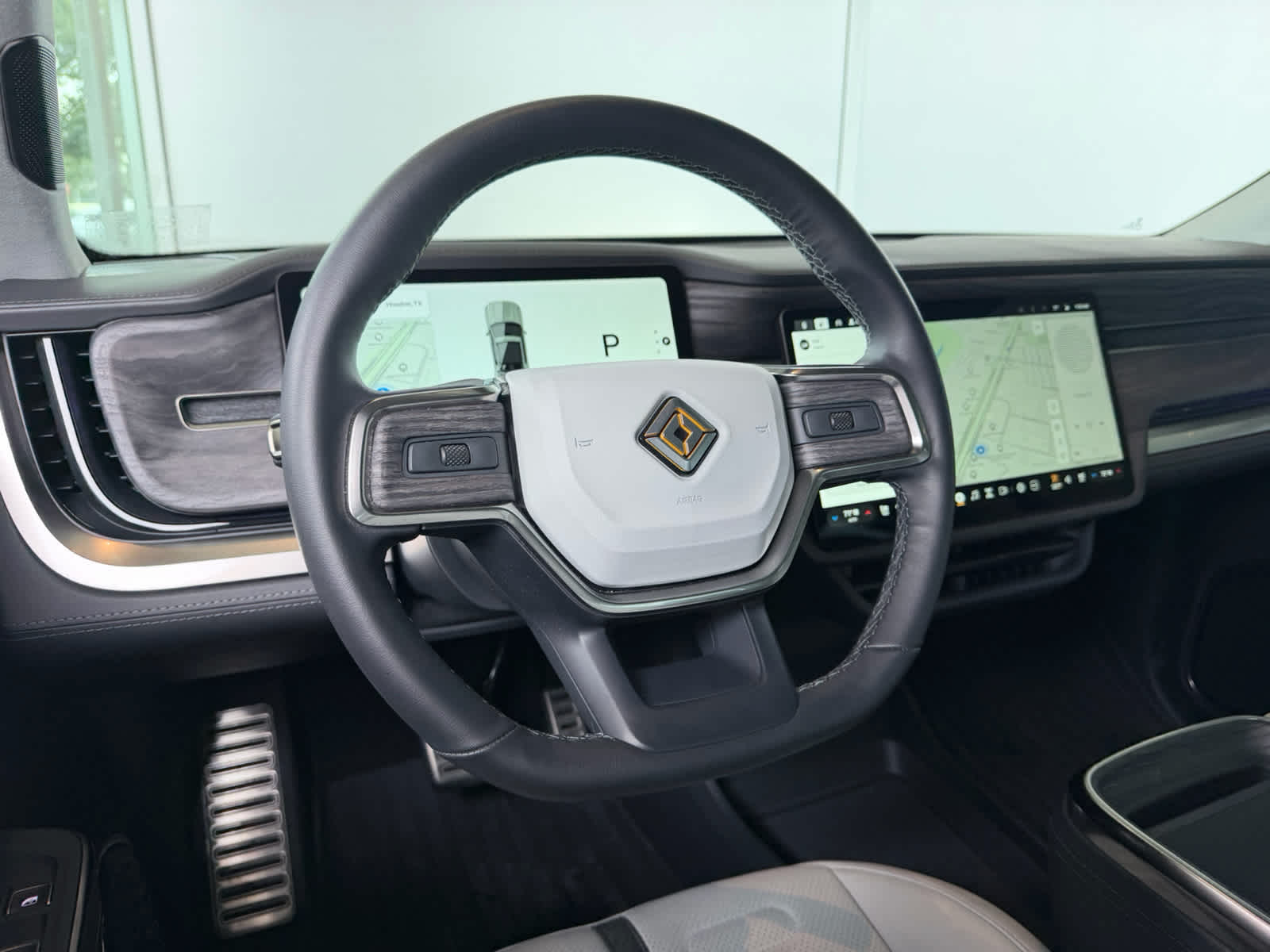 Used 2022 Forest Green Rivian Launch Edition image 13