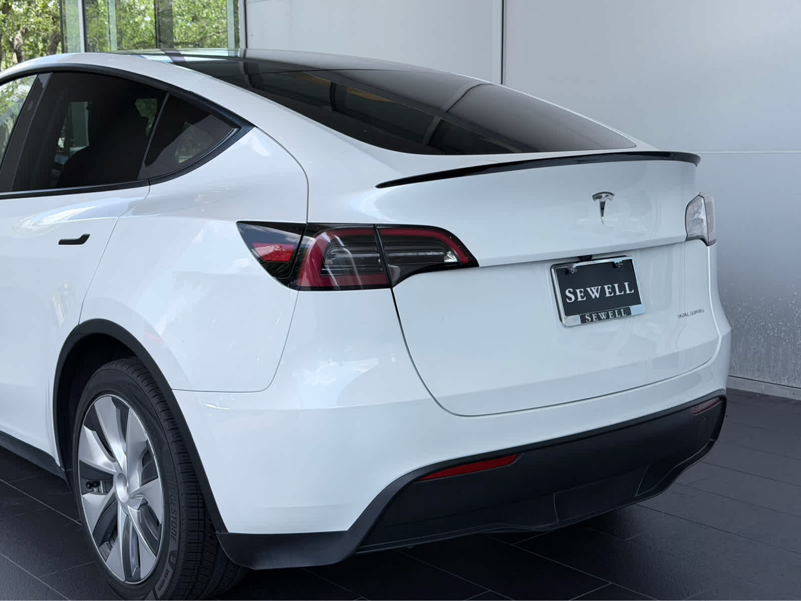 Used 2024 Pearl White Multi-Coat Tesla Long Range image 10