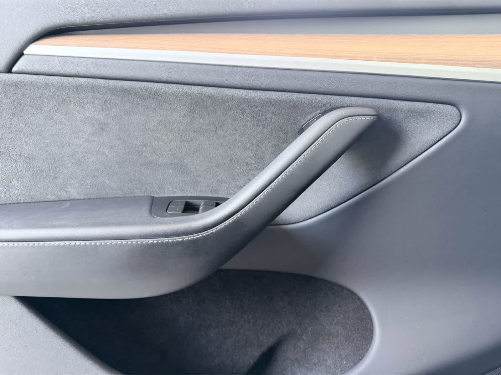 Used 2024 Pearl White Multi-Coat Tesla Long Range image 19