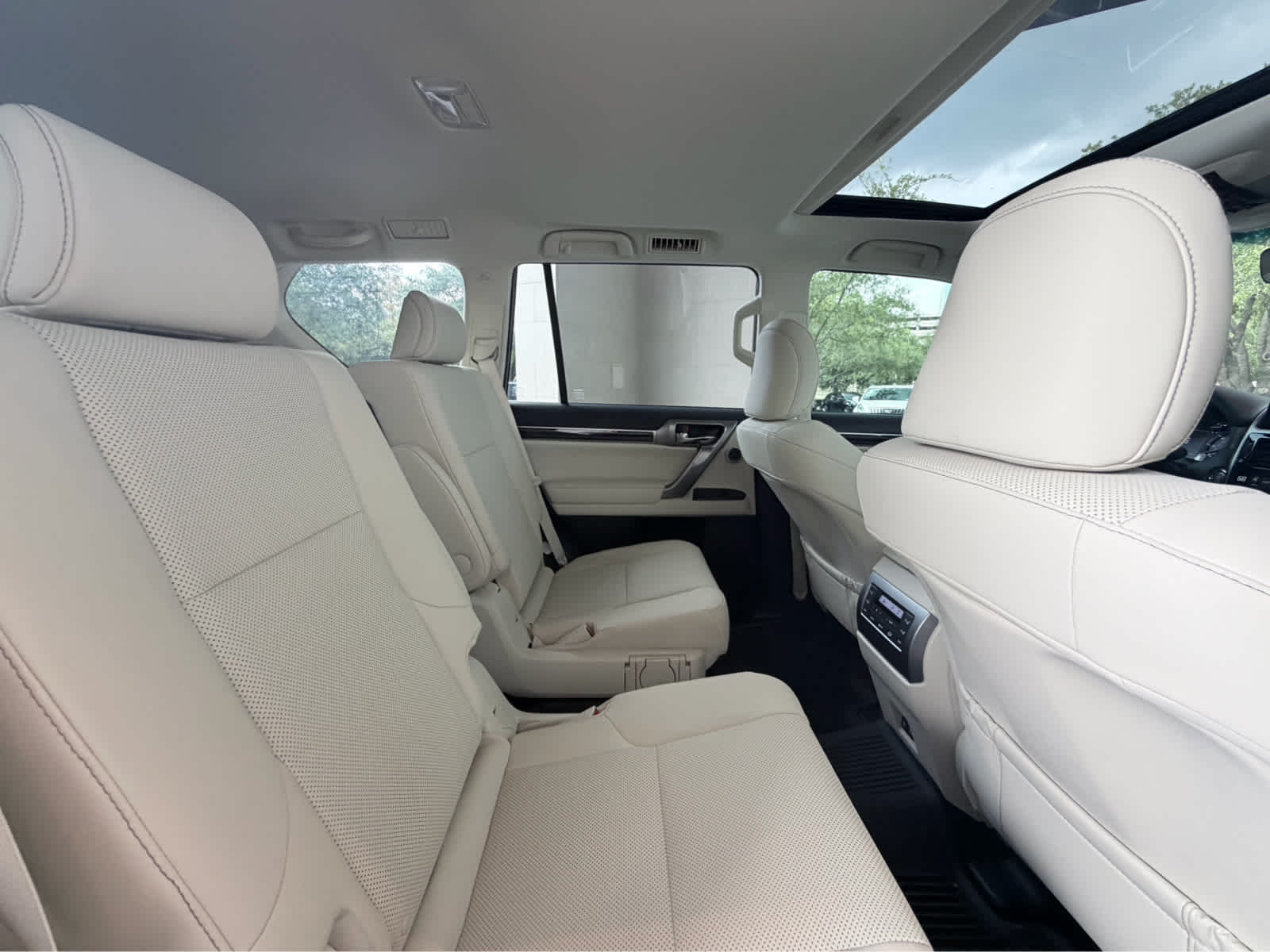 car-gallery-34