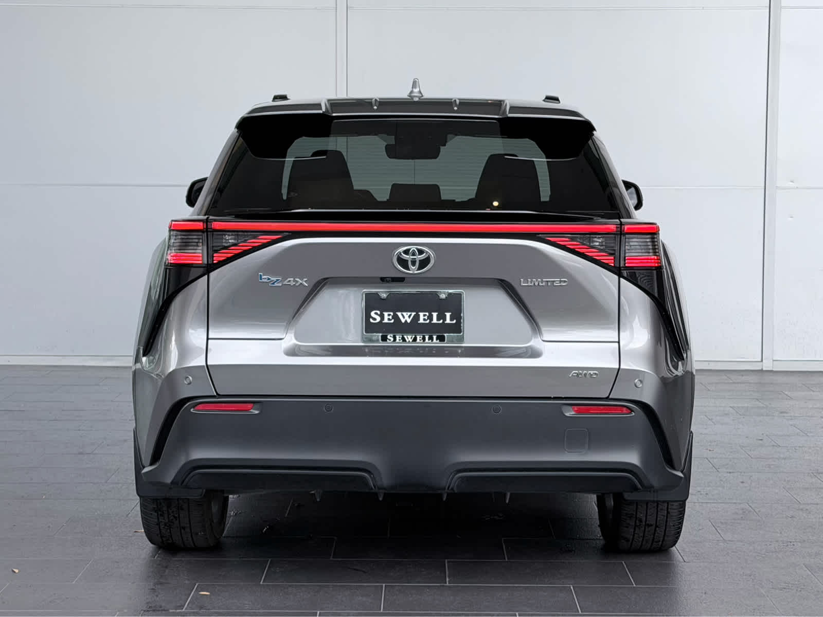 Used 2023 Heavy Metal Toyota Limited image 5