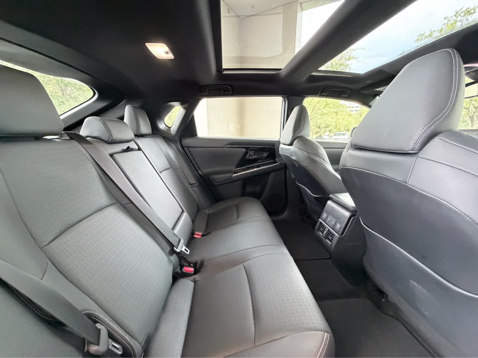 Used 2023 Heavy Metal Toyota Limited image 30