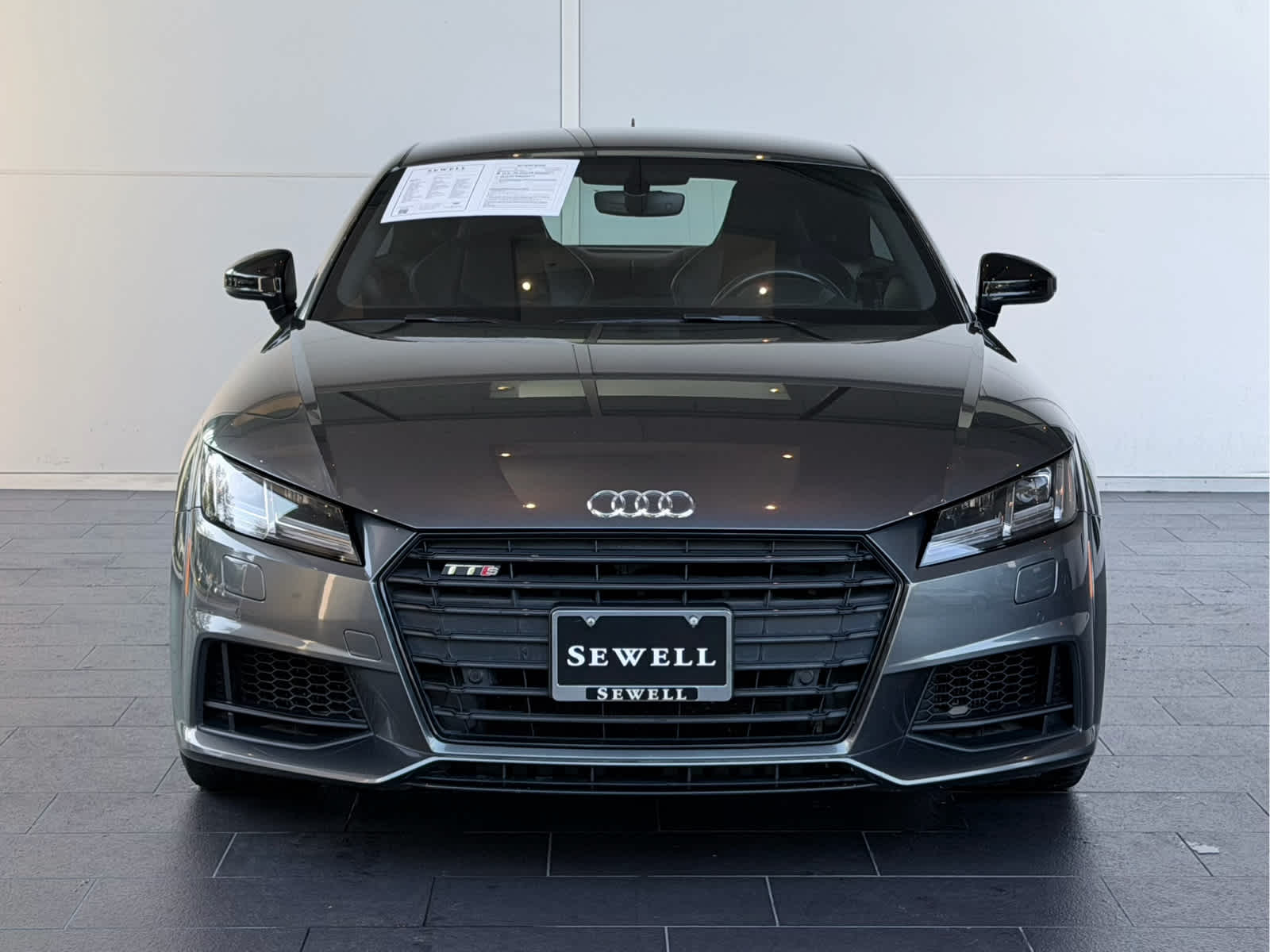 Used 2018  Audi NA image 2