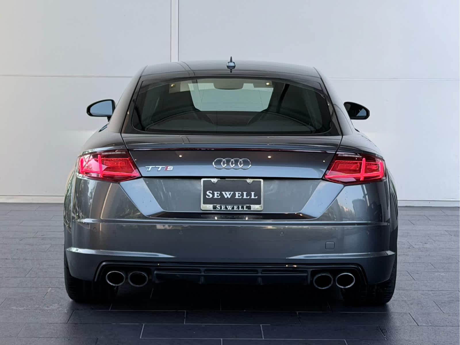 Used 2018  Audi NA image 5