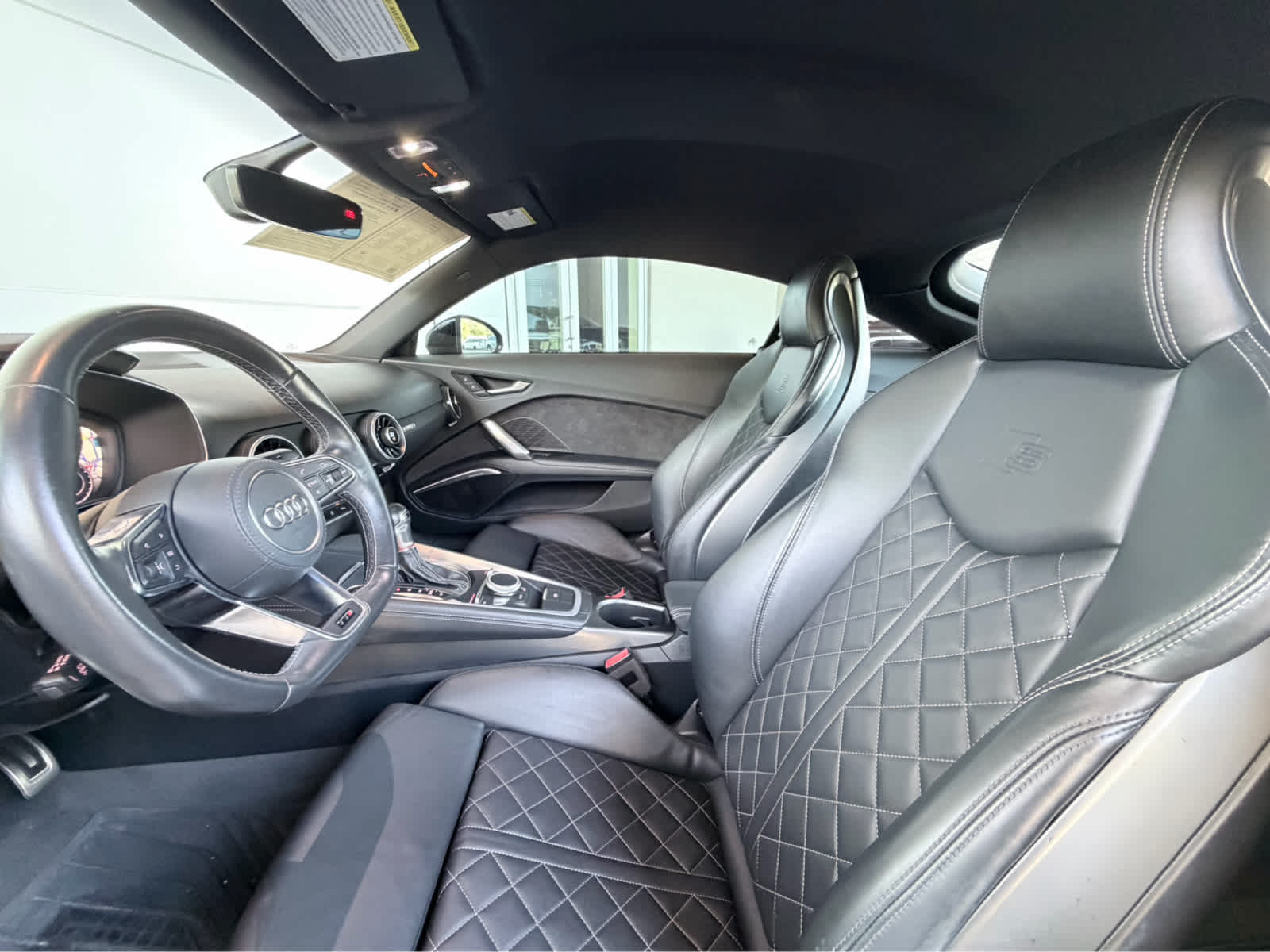 Used 2018  Audi NA image 14