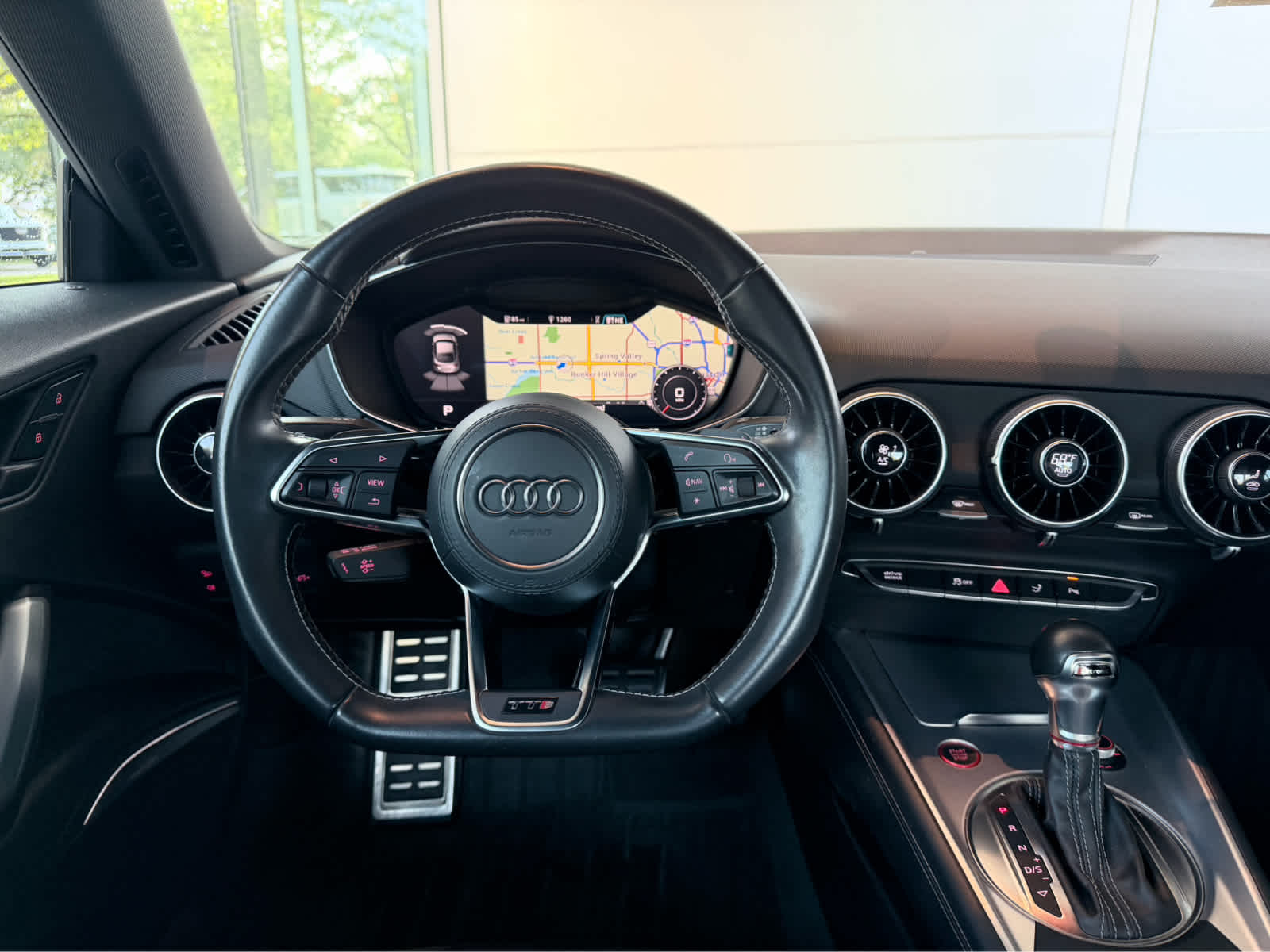 Used 2018  Audi NA image 25