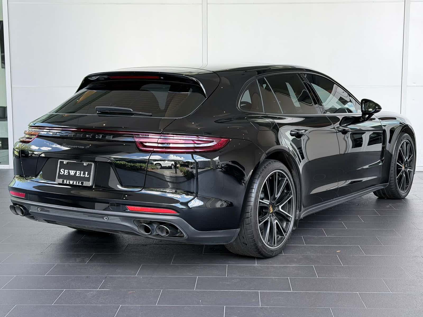 Used 2018 Black Porsche 4 image 4