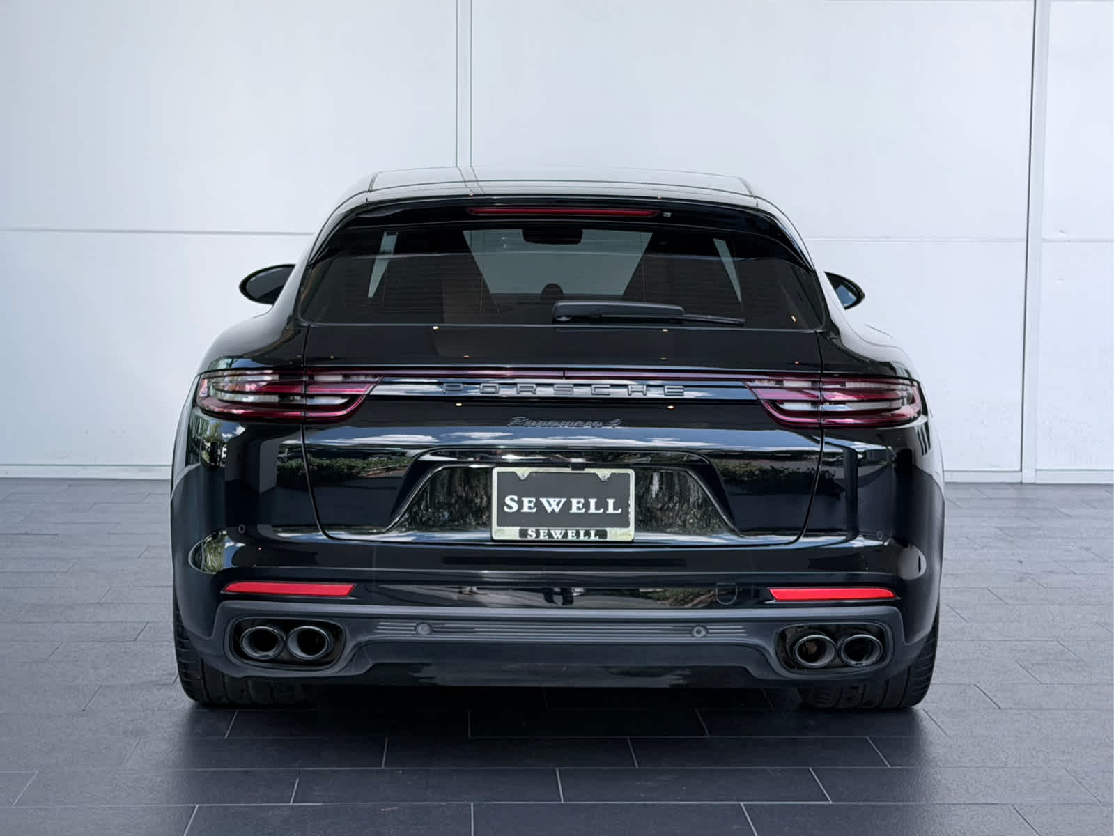 Used 2018 Black Porsche 4 image 5