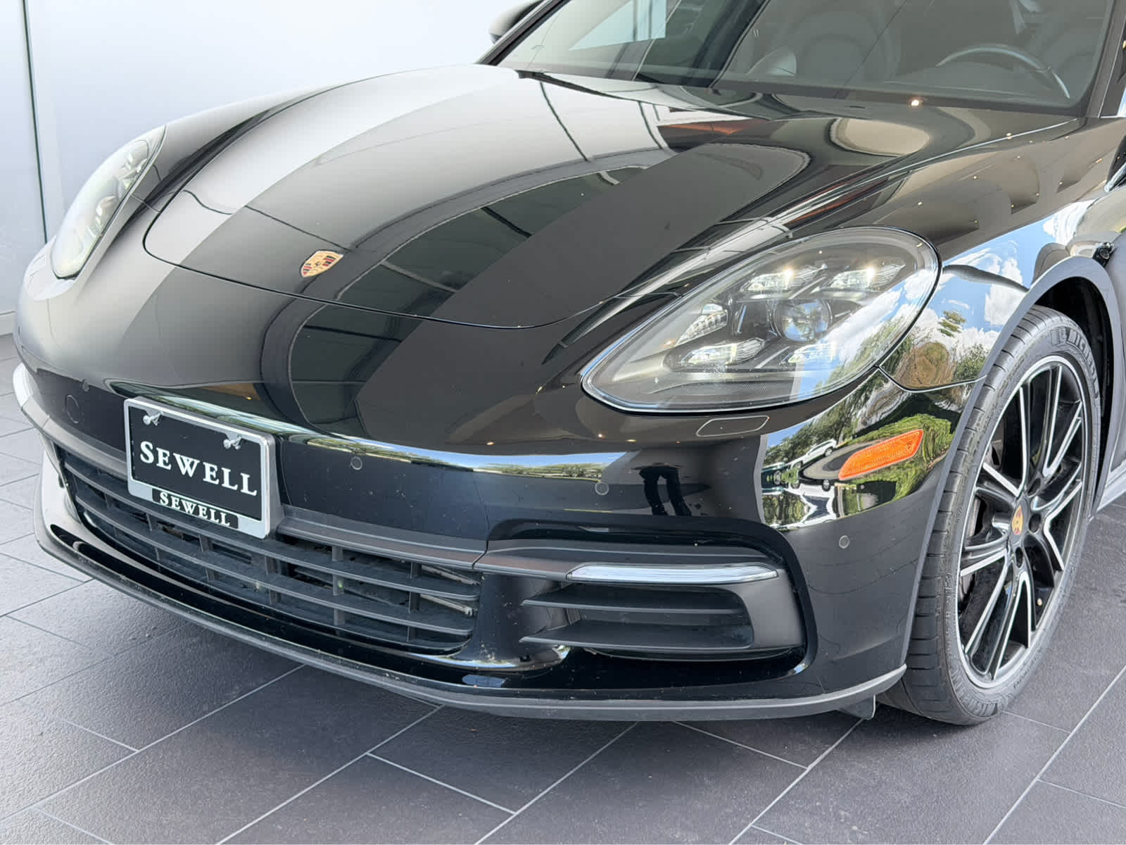 Used 2018 Black Porsche 4 image 8