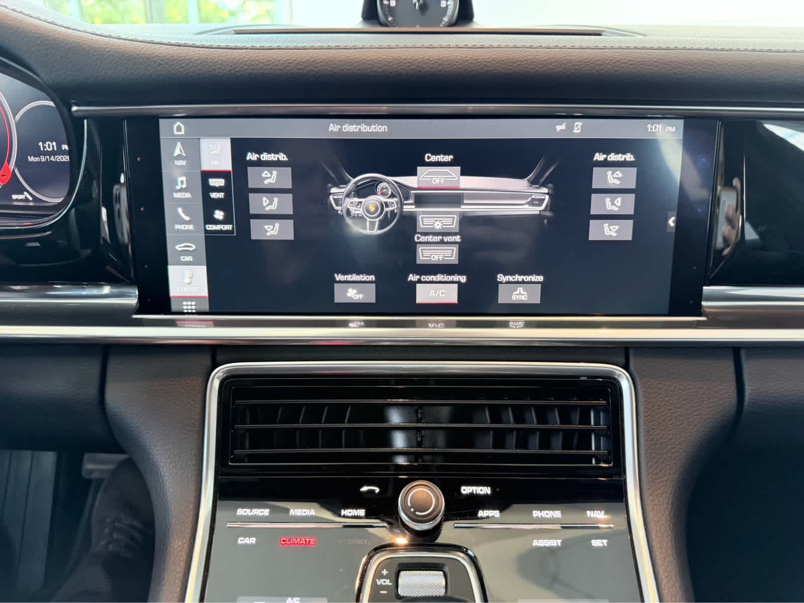 Used 2018 Black Porsche 4 image 19