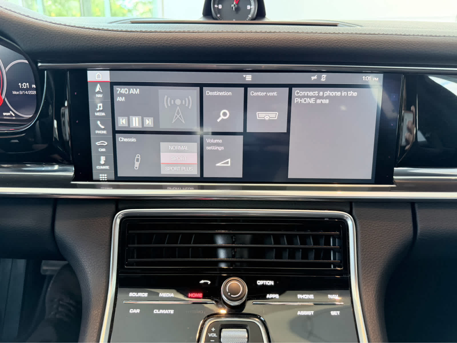 Used 2018 Black Porsche 4 image 18