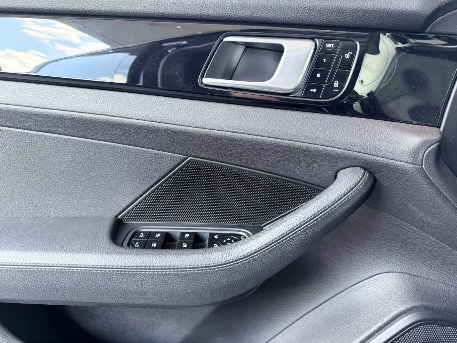 Used 2018 Black Porsche 4 image 22