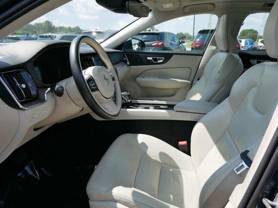 Volvo S60 T5 Momentum FWD