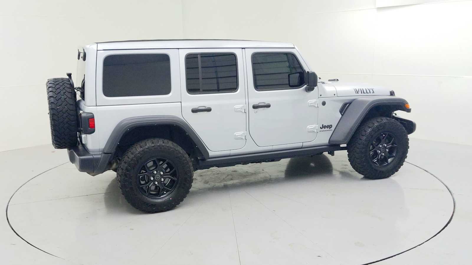 2024 Jeep Wrangler Willys - 10