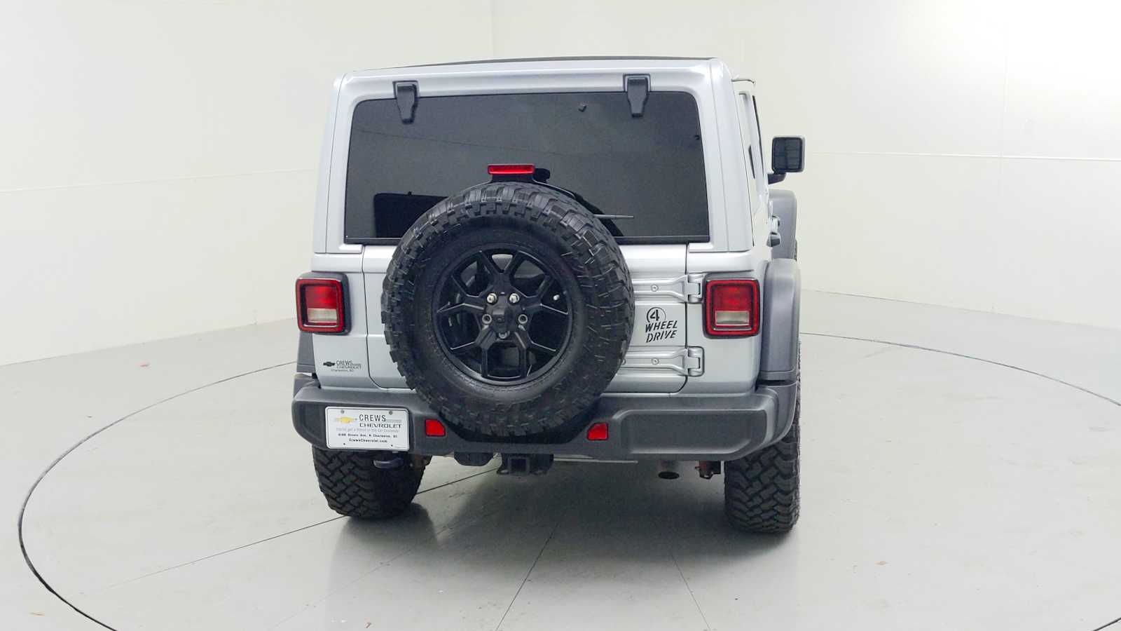 2024 Jeep Wrangler Willys - 8