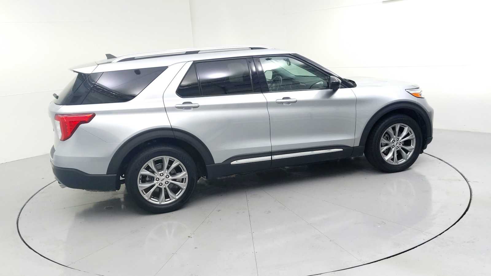 2023 Ford Explorer Limited - 10