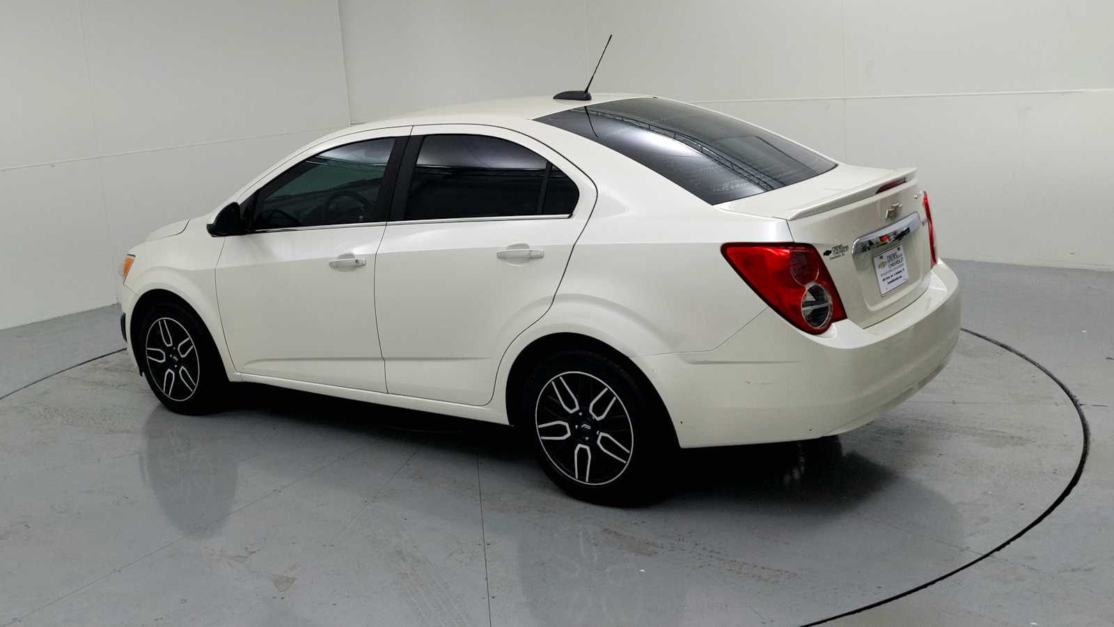 2015 Chevrolet Sonic LTZ - 6