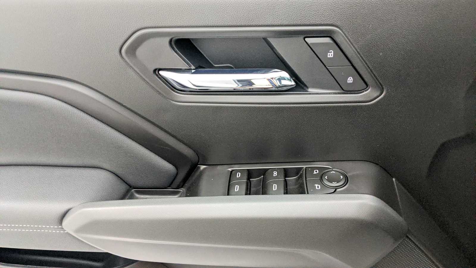 2026 Chevrolet Colorado 2WD LT Sterling Gray Metallic at Crews Chevrolet