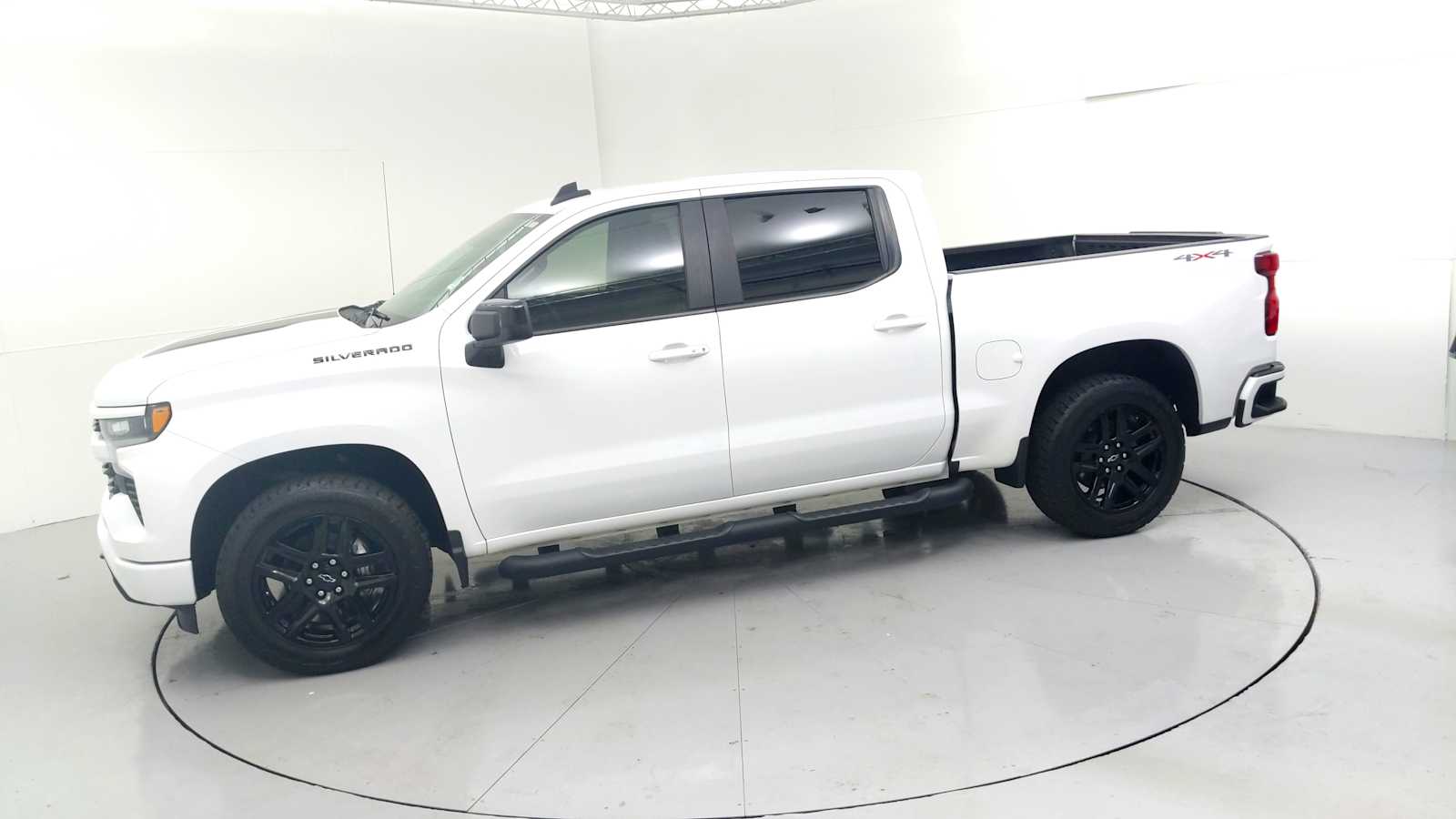 2023 Chevrolet Silverado 1500 RST - 4
