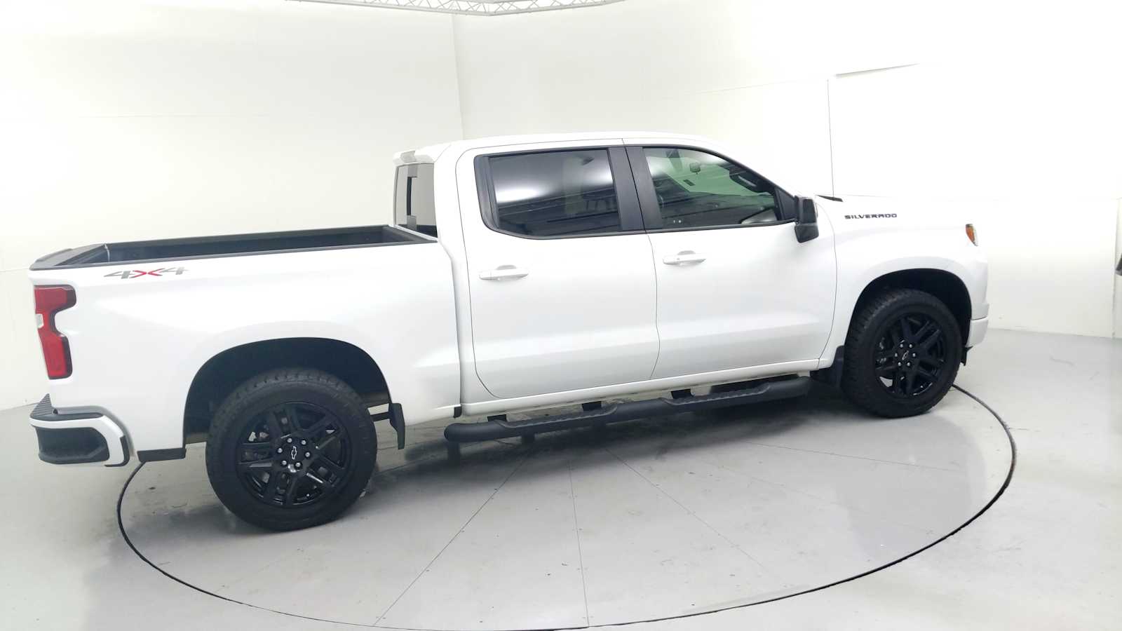 2023 Chevrolet Silverado 1500 RST - 10
