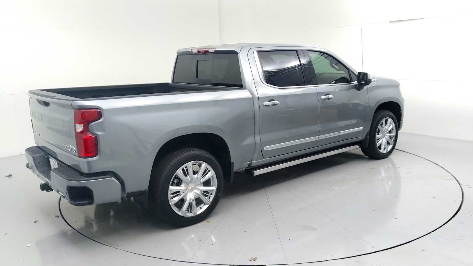 2026 Chevrolet Silverado 1500 High Country - 9