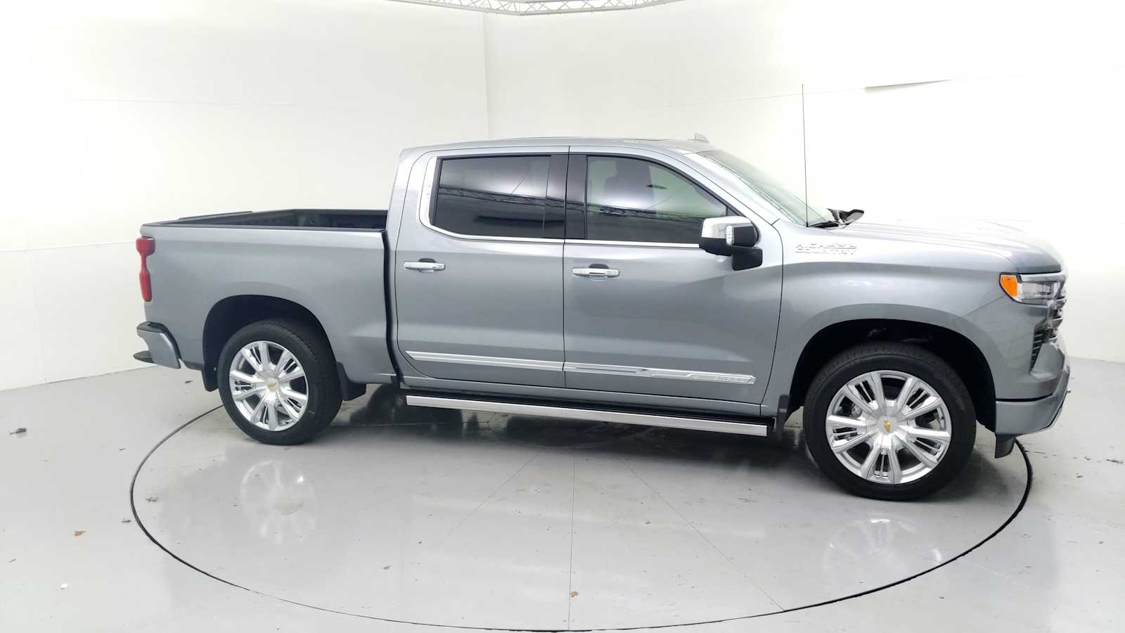 2026 Chevrolet Silverado 1500 High Country - 11