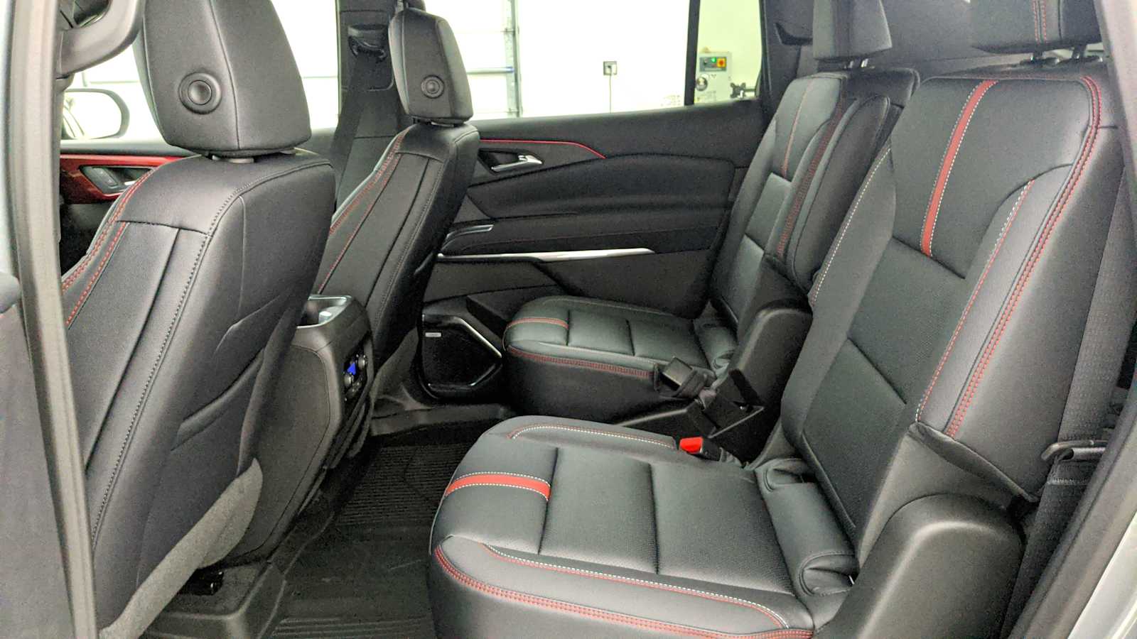 2026 Chevrolet Traverse FWD RS - 9