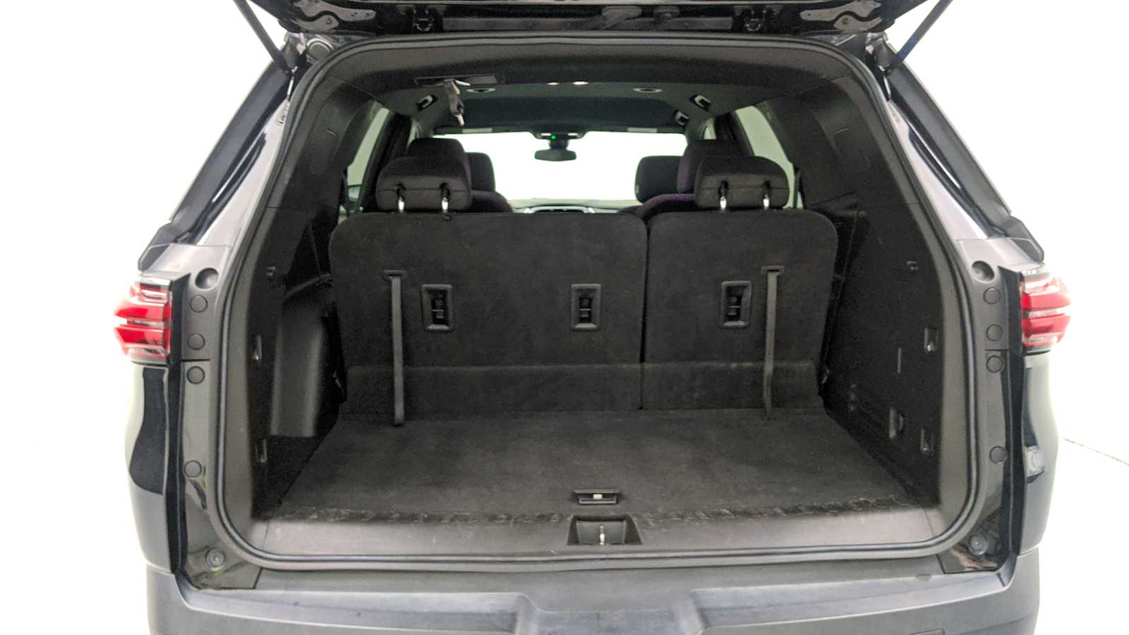 2023 Chevrolet Traverse LT Cloth Mosaic Black Metallic at Ravenel Ford