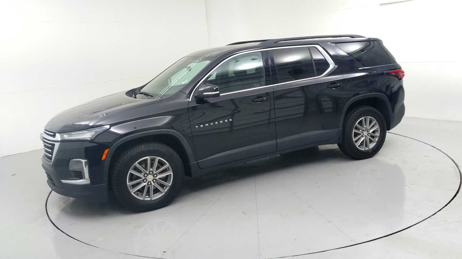 2023 Chevrolet Traverse LT Cloth - 4