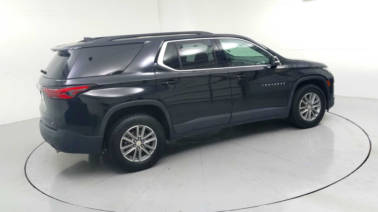 2023 Chevrolet Traverse LT Cloth - 10