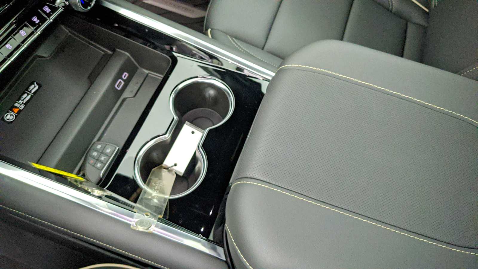 2026 Chevrolet Suburban Premier Polar White Tricoat at Crews Chevrolet