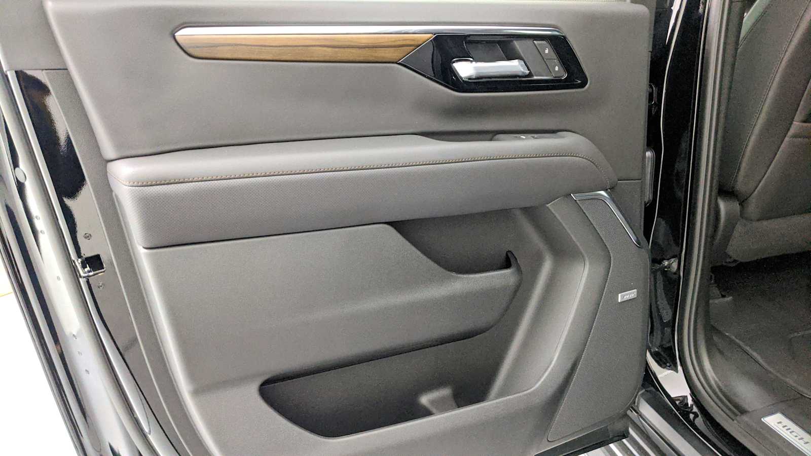 2026 Chevrolet Suburban High Country Black at Marchant Chevrolet