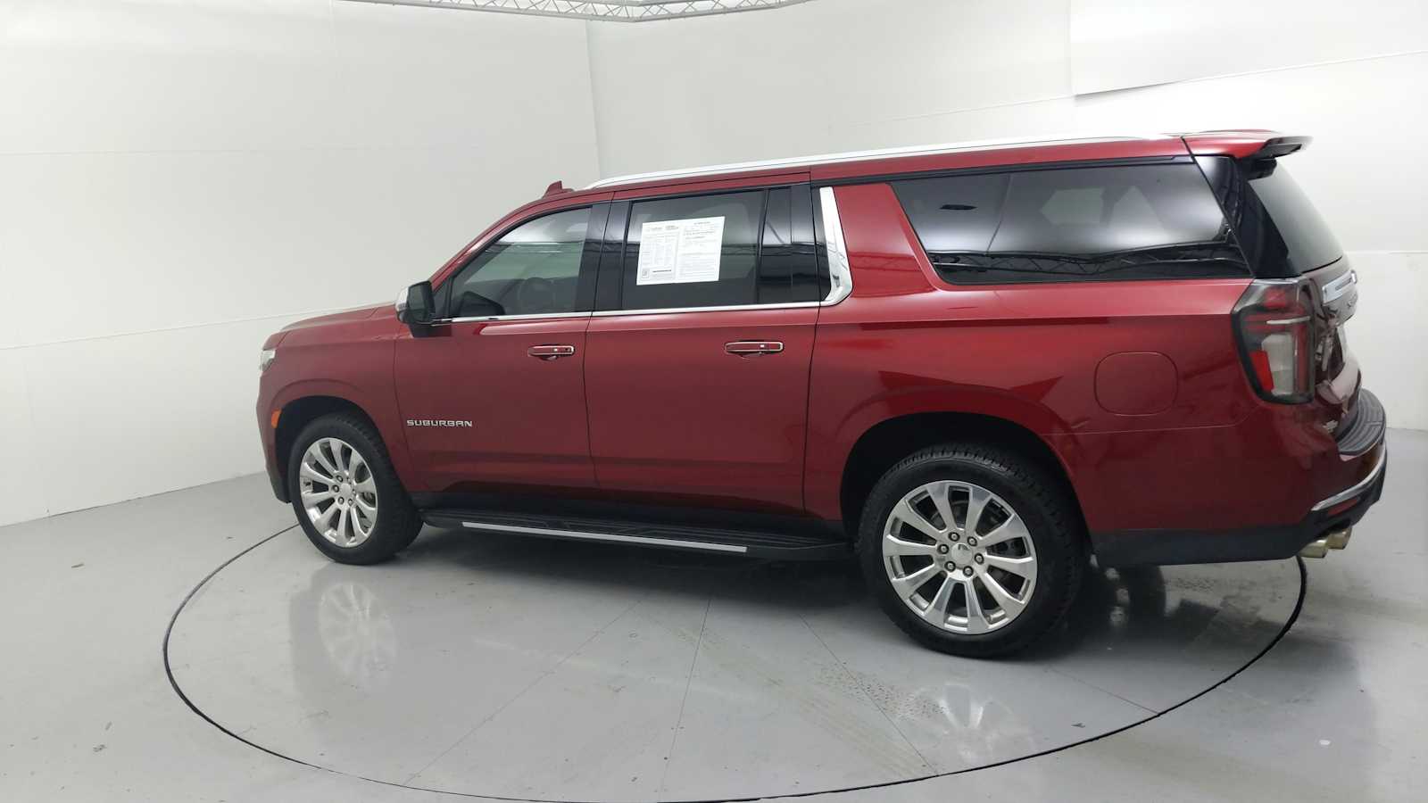 2021 Chevrolet Suburban Premier - 6