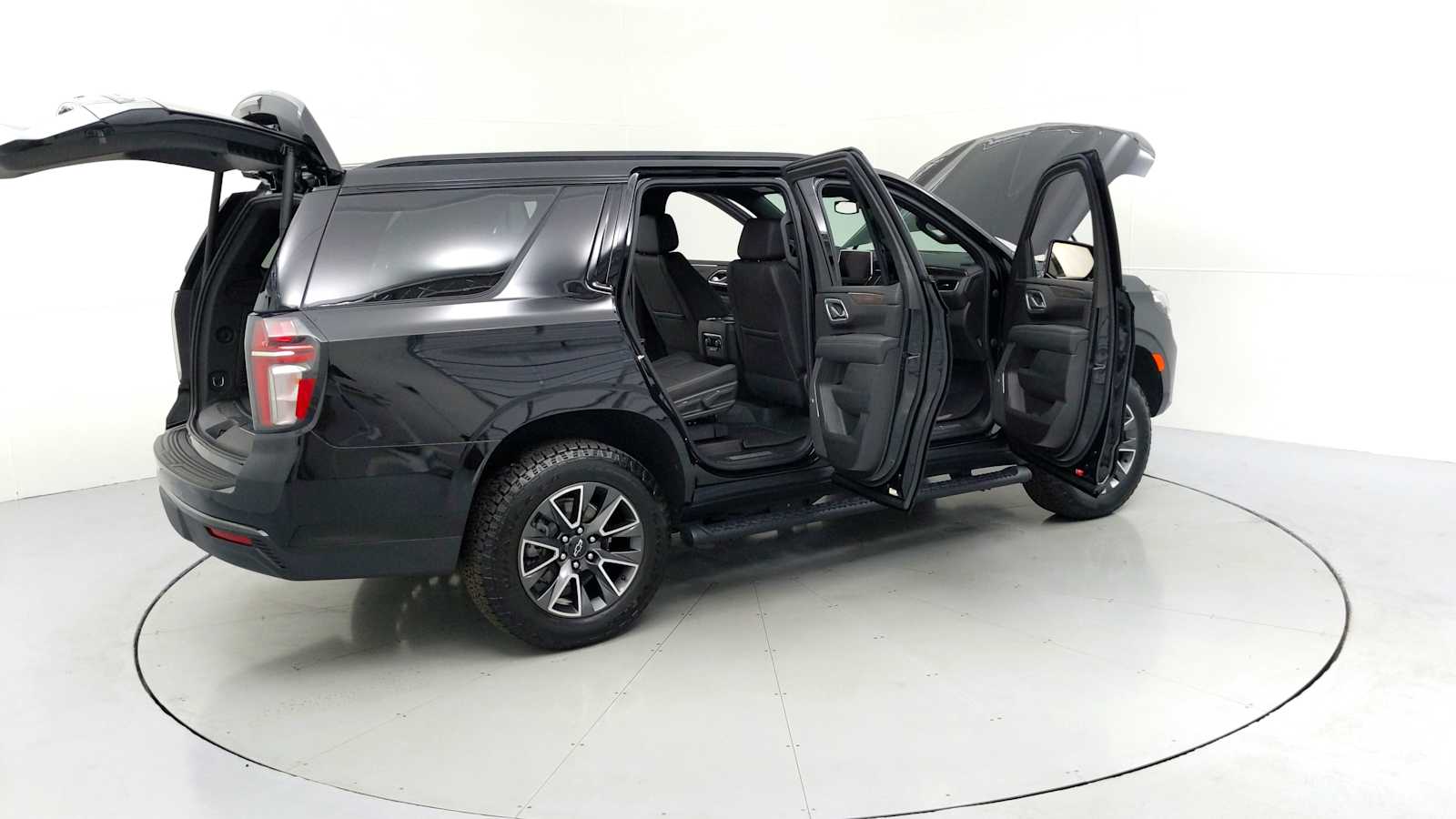2021 Chevrolet Tahoe Z71 Black at Crews Chevrolet