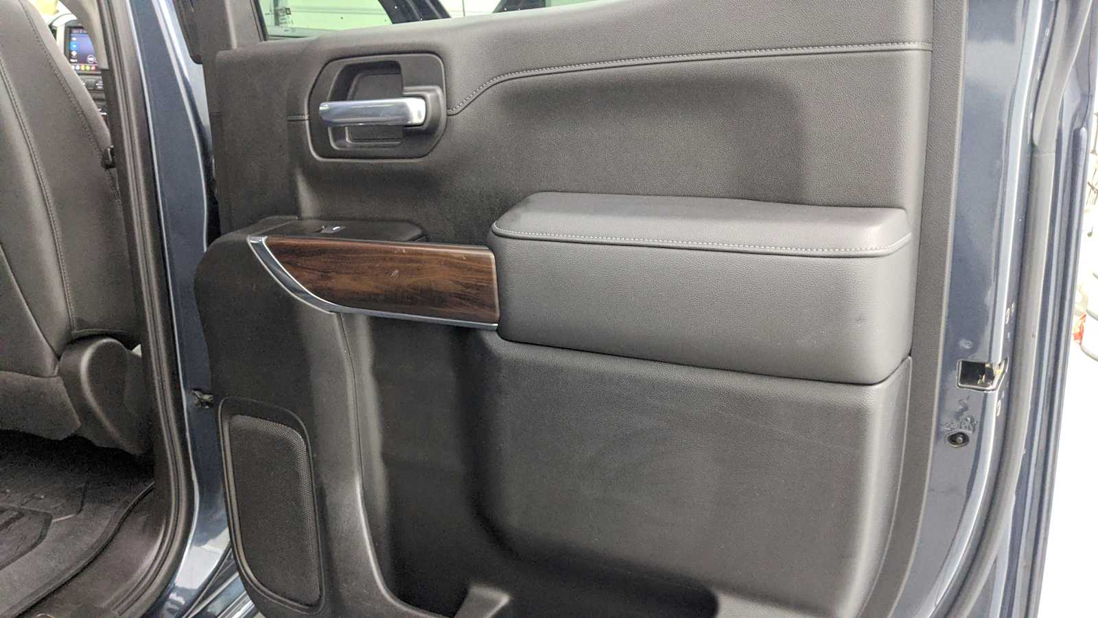 2021 GMC Sierra 1500 SLT Dark Sky Metallic at Crews Chevrolet