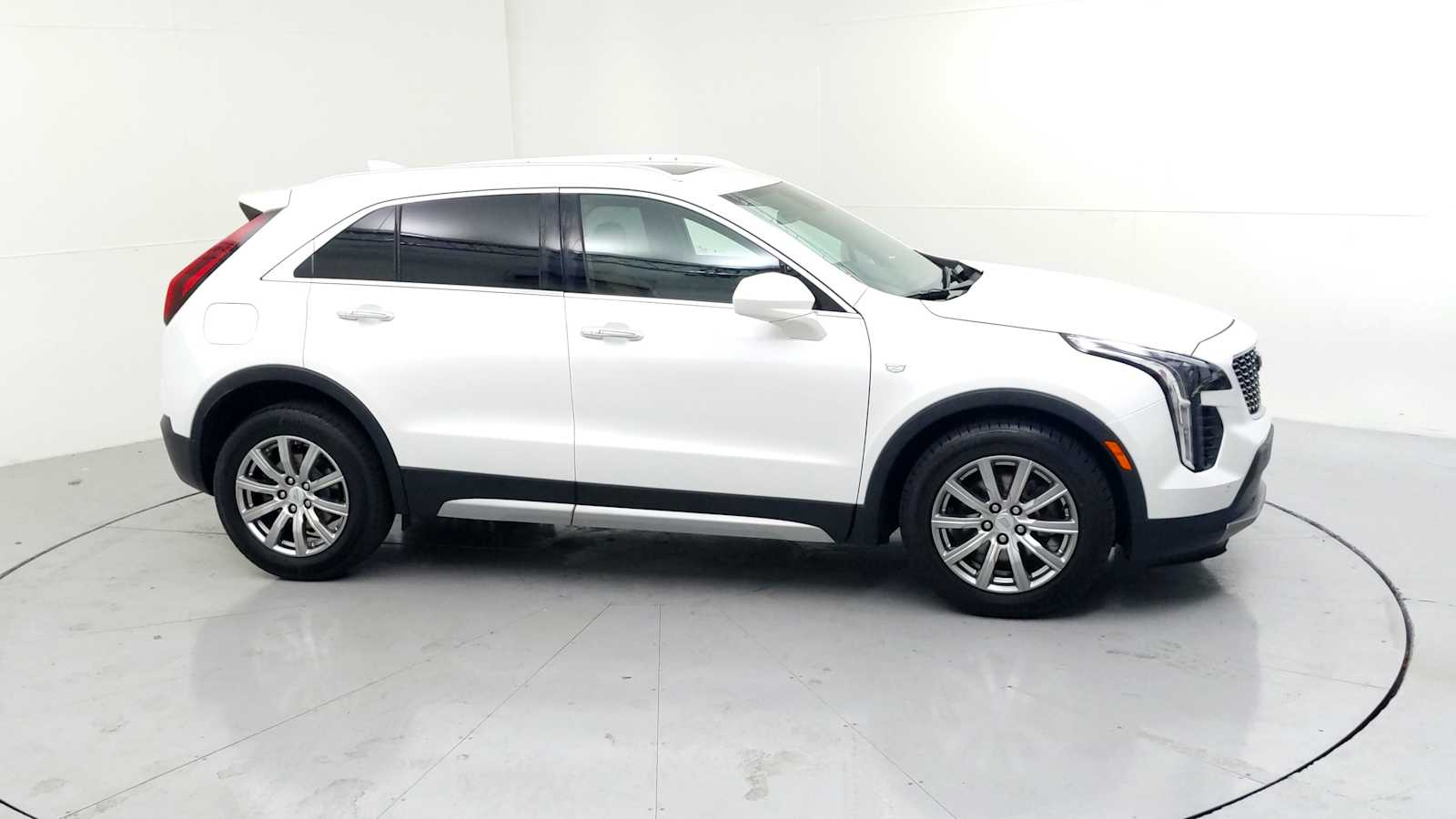 2020 Cadillac XT4 FWD Premium Luxury - 11