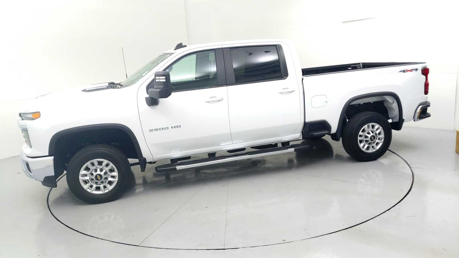 2025 Chevrolet Silverado 2500HD LT - 4