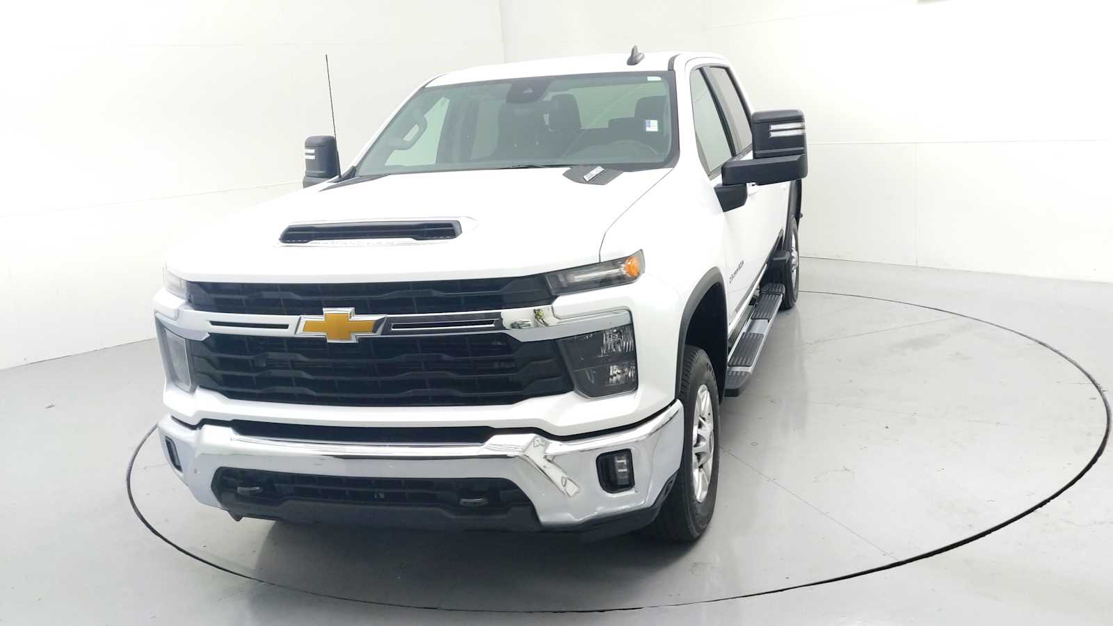 2025 Chevrolet Silverado 2500HD LT - 2