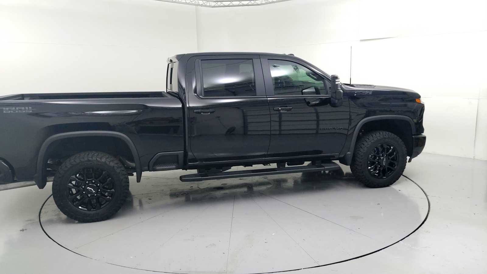 2026 Chevrolet Silverado 2500HD LT - 11